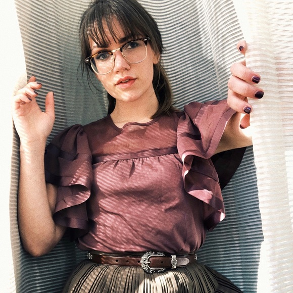 Express Ruffle Sleeve Blouse - Picture 1 of 8